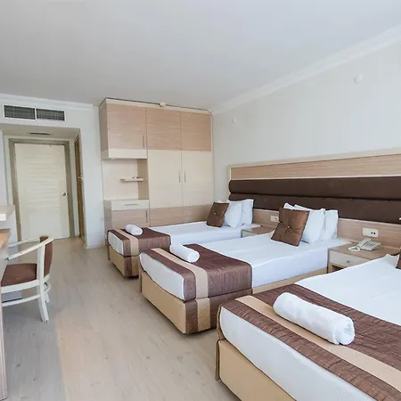 Szálloda Dora 4*